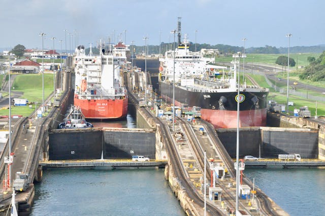 panama canal cruise