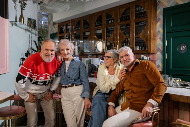 seniors friend relationships