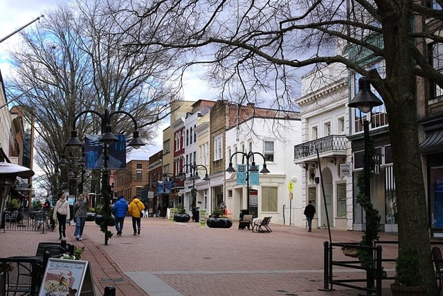 charlottesville downtown mall