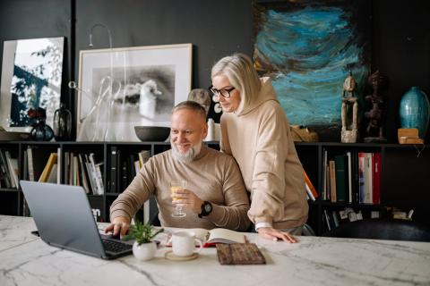 Frugal Living Blogs for Seniors: Thrive on a Fixed Income