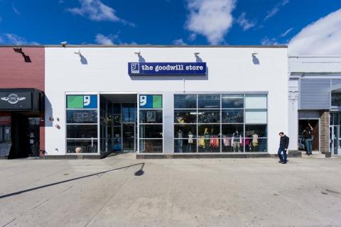 Goodwill Senior Discount: A Complete Guide for Savvy Retiree Shoppers