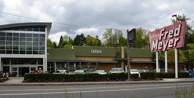 Burlingame Fred Meyer store