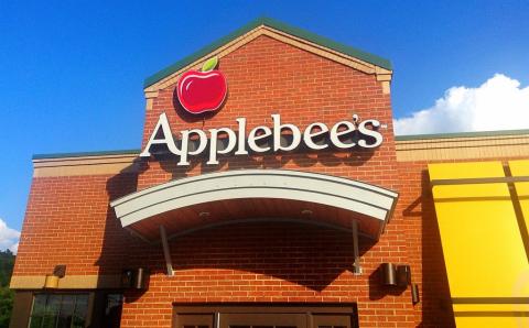 Dining Out Affordably: Unlocking the Applebee's Senior Discount