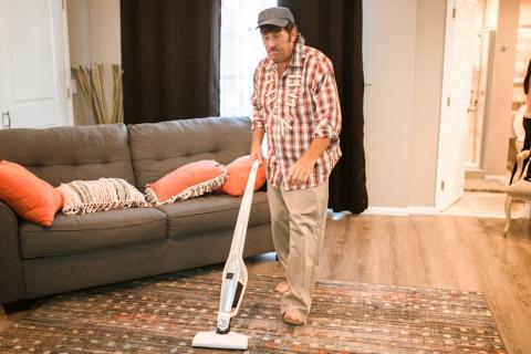 Best Lightweight Vacuum Cleaner for Elderly: Top 7 Picks